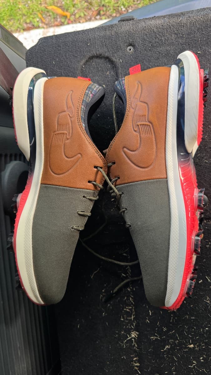 Zapatos Nike de golf - Talla 10.5 US