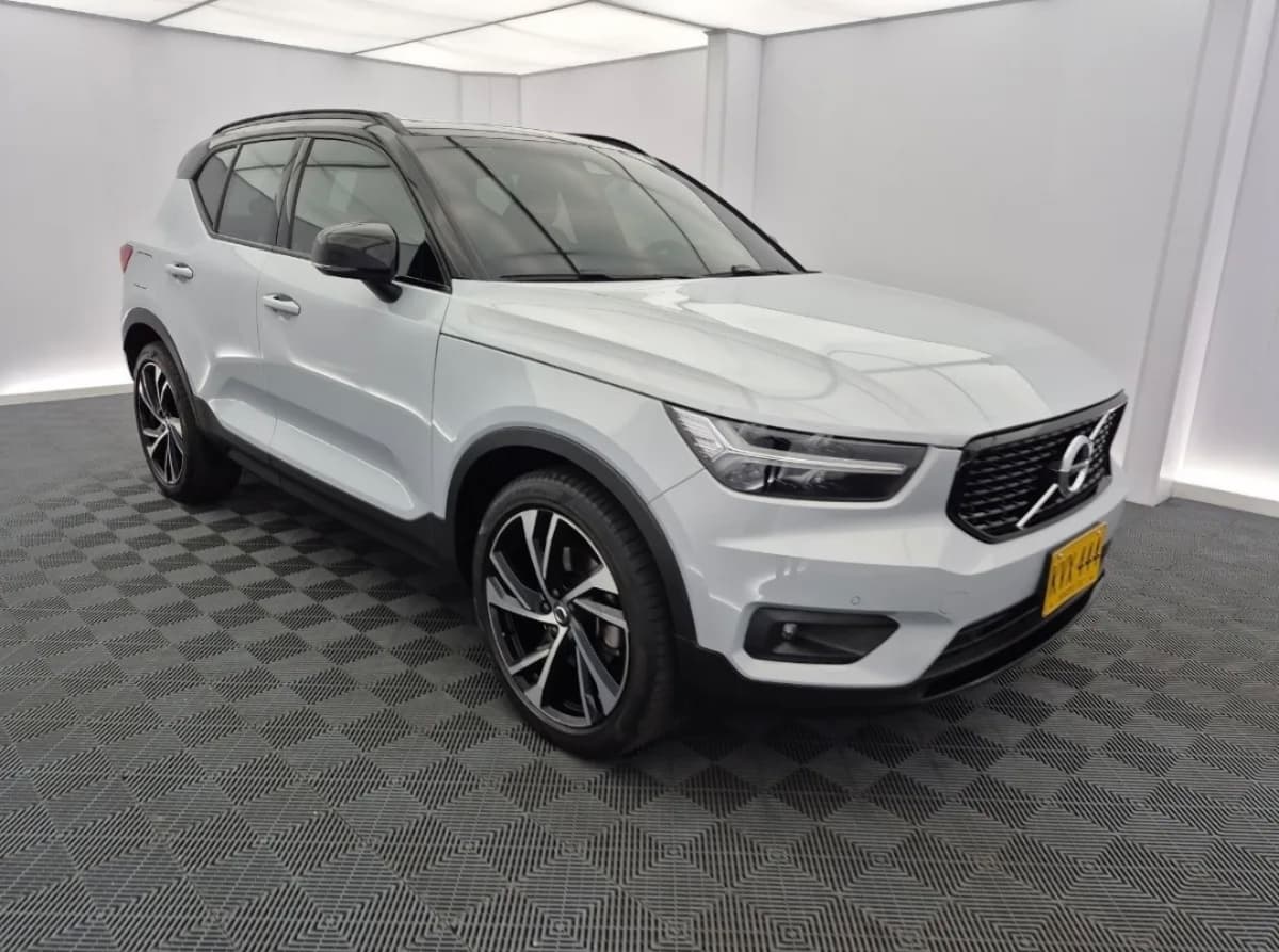 Volvo XC40 B5 Midhybrid